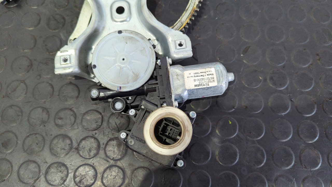 ELEVALUNAS DELANTERO IZQUIERDO TOYOTA AURIS - vista 3