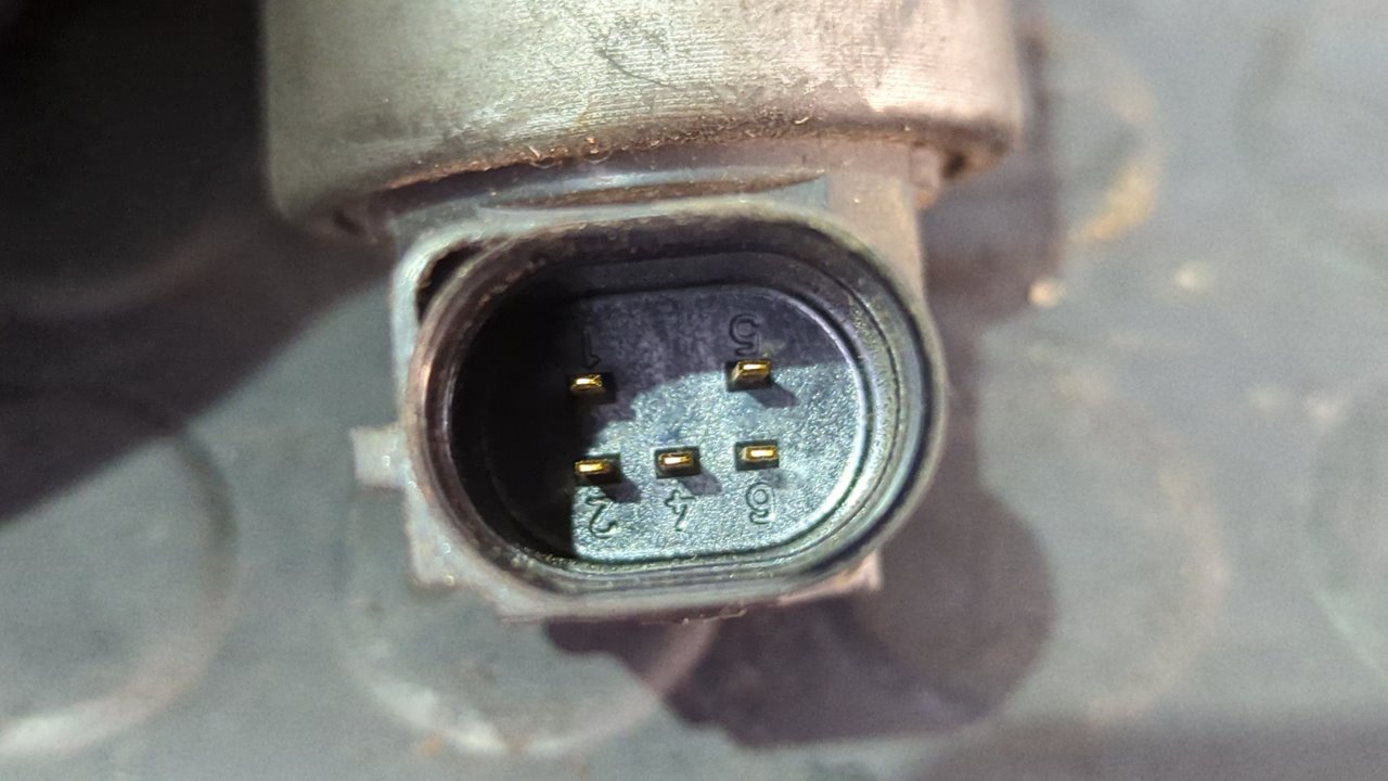 VALVULA EGR VOLKSWAGEN POLO (9N1) - vista 3