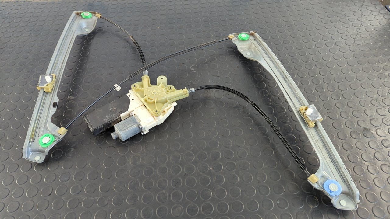 ELEVALUNAS DELANTERO DERECHO RENAULT LAGUNA III - vista 3