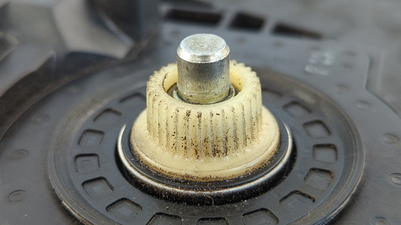 MOTOR ELEVALUNAS DELANTERO DERECHO VOLKSWAGEN PASSAT BERLINA (3B2) - vista 5