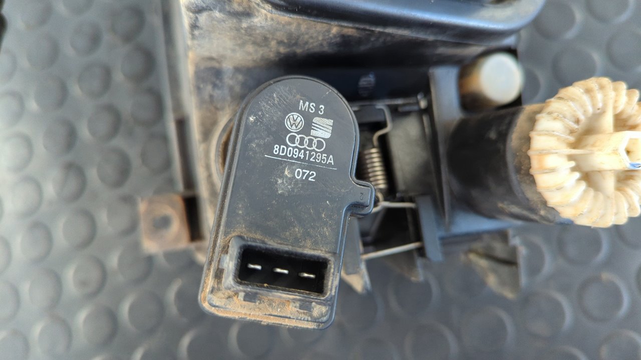 FARO DERECHO SEAT INCA (6K9) - vista 5