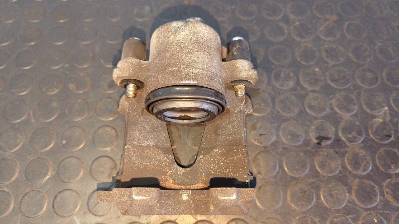 PINZA DE FRENO DELANTERA DERECHA VOLKSWAGEN POLO (6C1) - vista 4