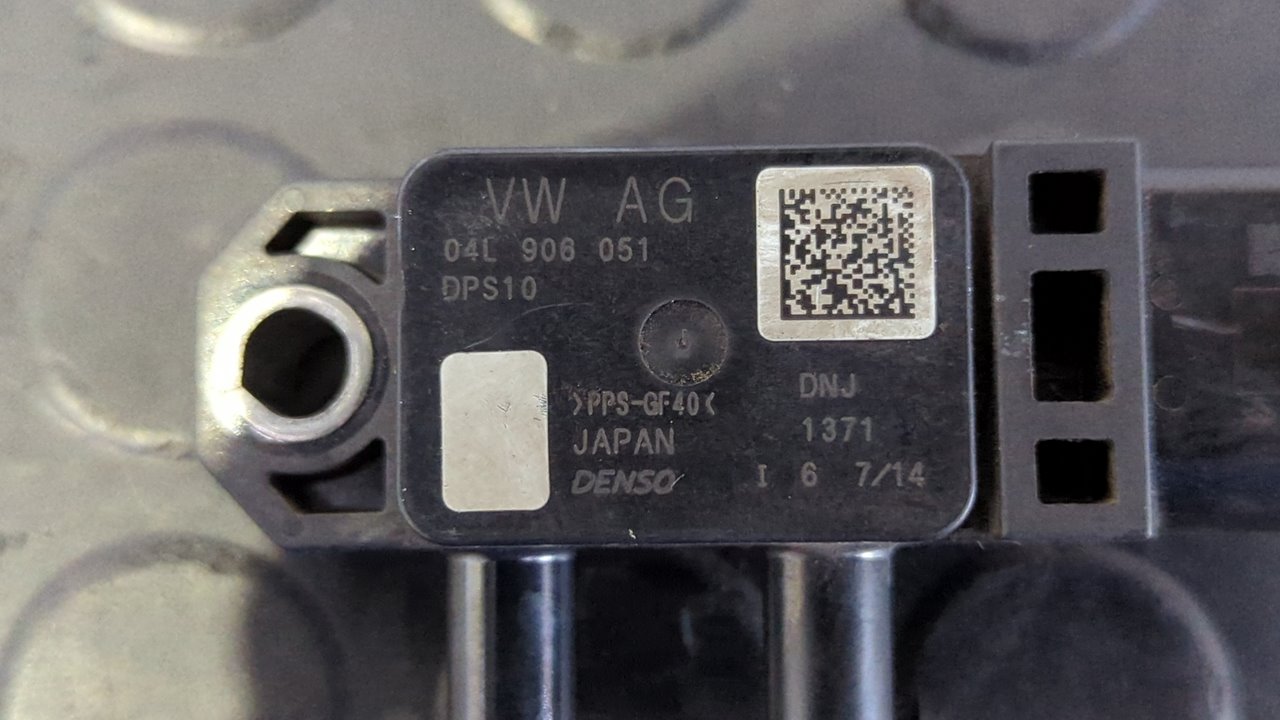 SENSOR PRESION VOLKSWAGEN POLO (6C1) - vista 3