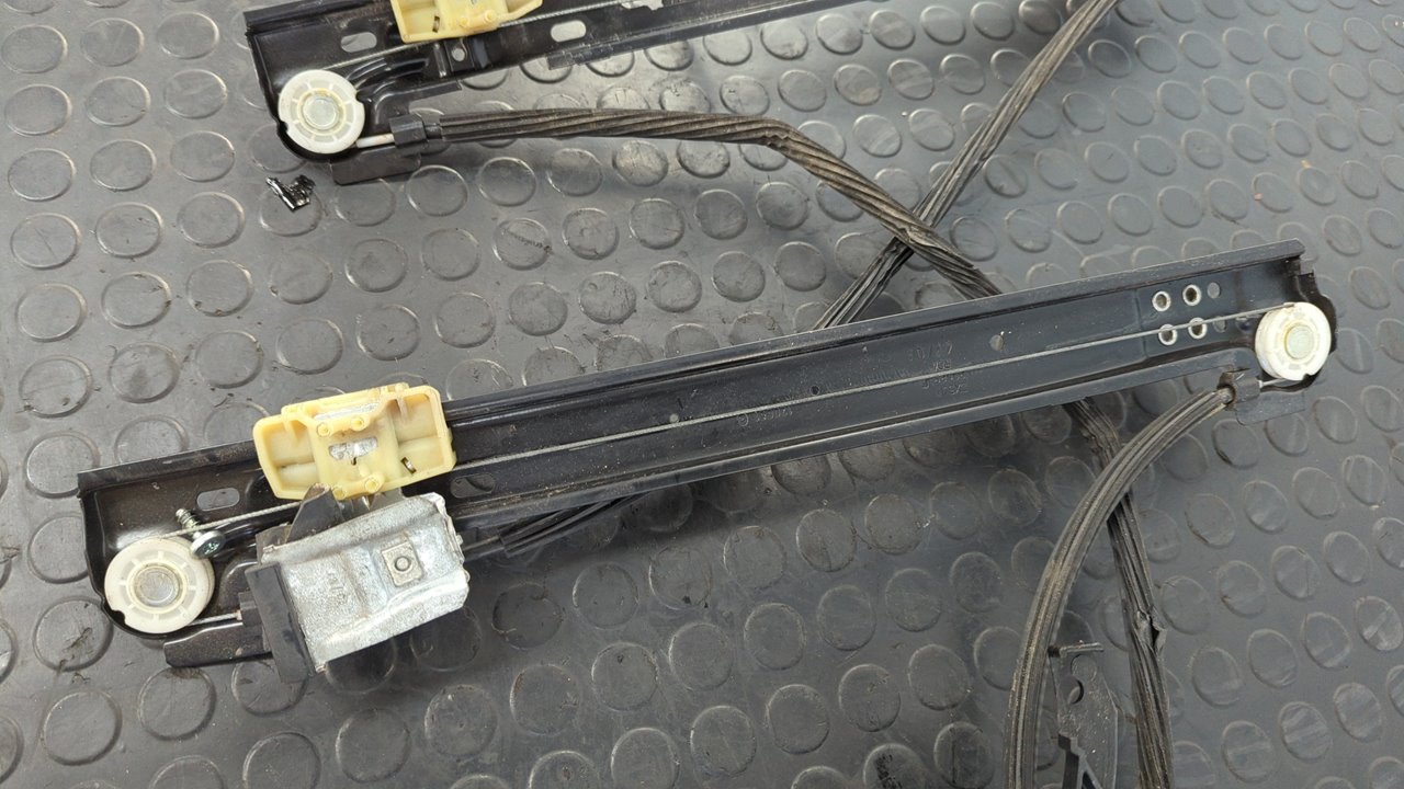 ELEVALUNAS DELANTERO IZQUIERDO SEAT IBIZA (6J5) - vista 6