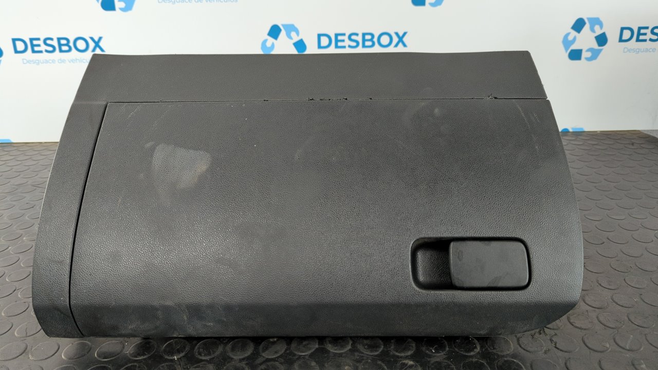 GUANTERA VOLKSWAGEN POLO (6C1)