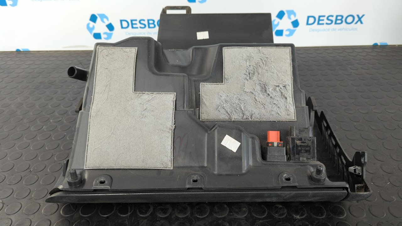 GUANTERA VOLKSWAGEN POLO (6C1) - vista 9