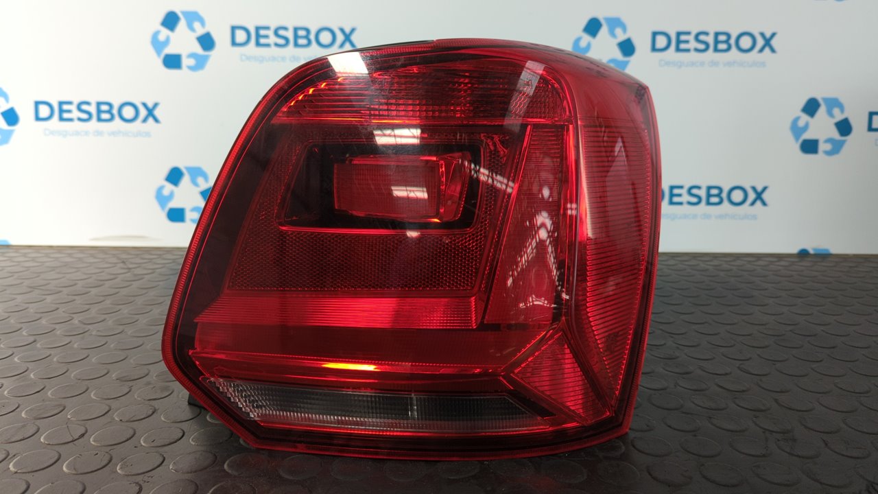 PILOTO TRASERO DERECHO VOLKSWAGEN POLO (6C1)