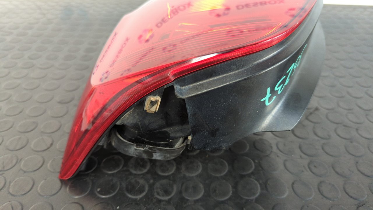 PILOTO TRASERO DERECHO VOLKSWAGEN POLO (6C1) - vista 2