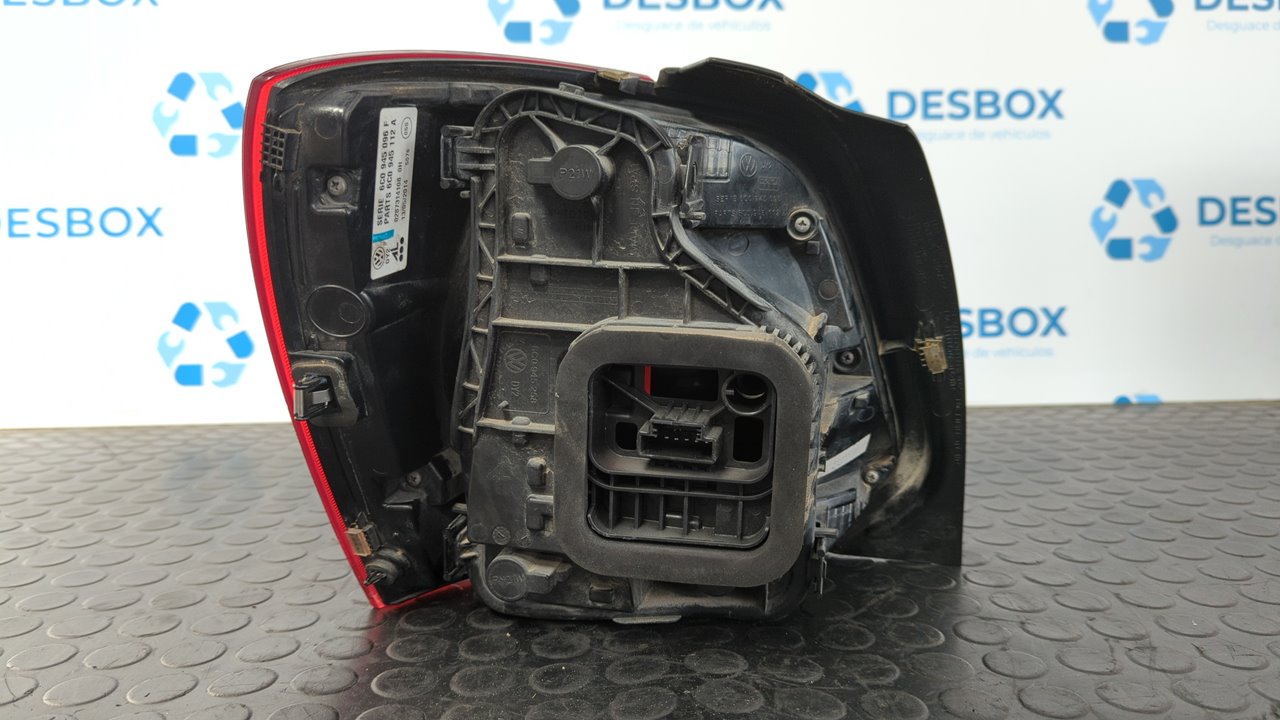 PILOTO TRASERO DERECHO VOLKSWAGEN POLO (6C1) - vista 3