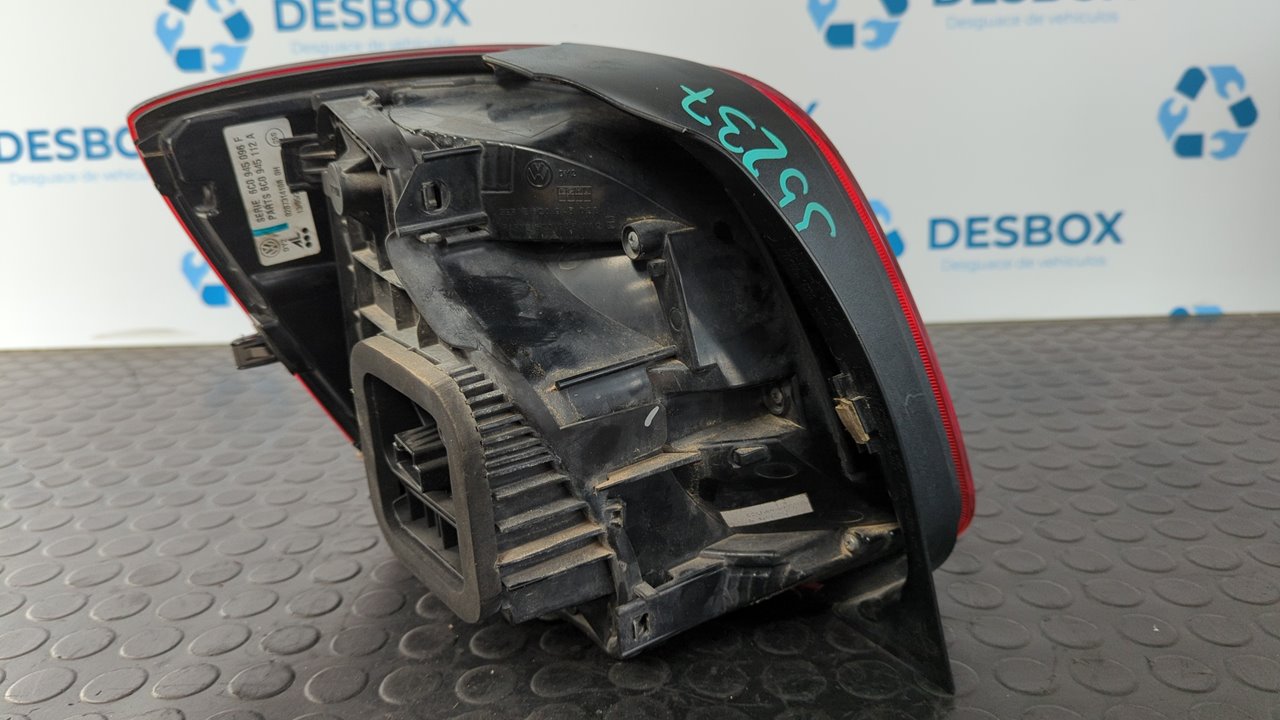 PILOTO TRASERO DERECHO VOLKSWAGEN POLO (6C1) - vista 9