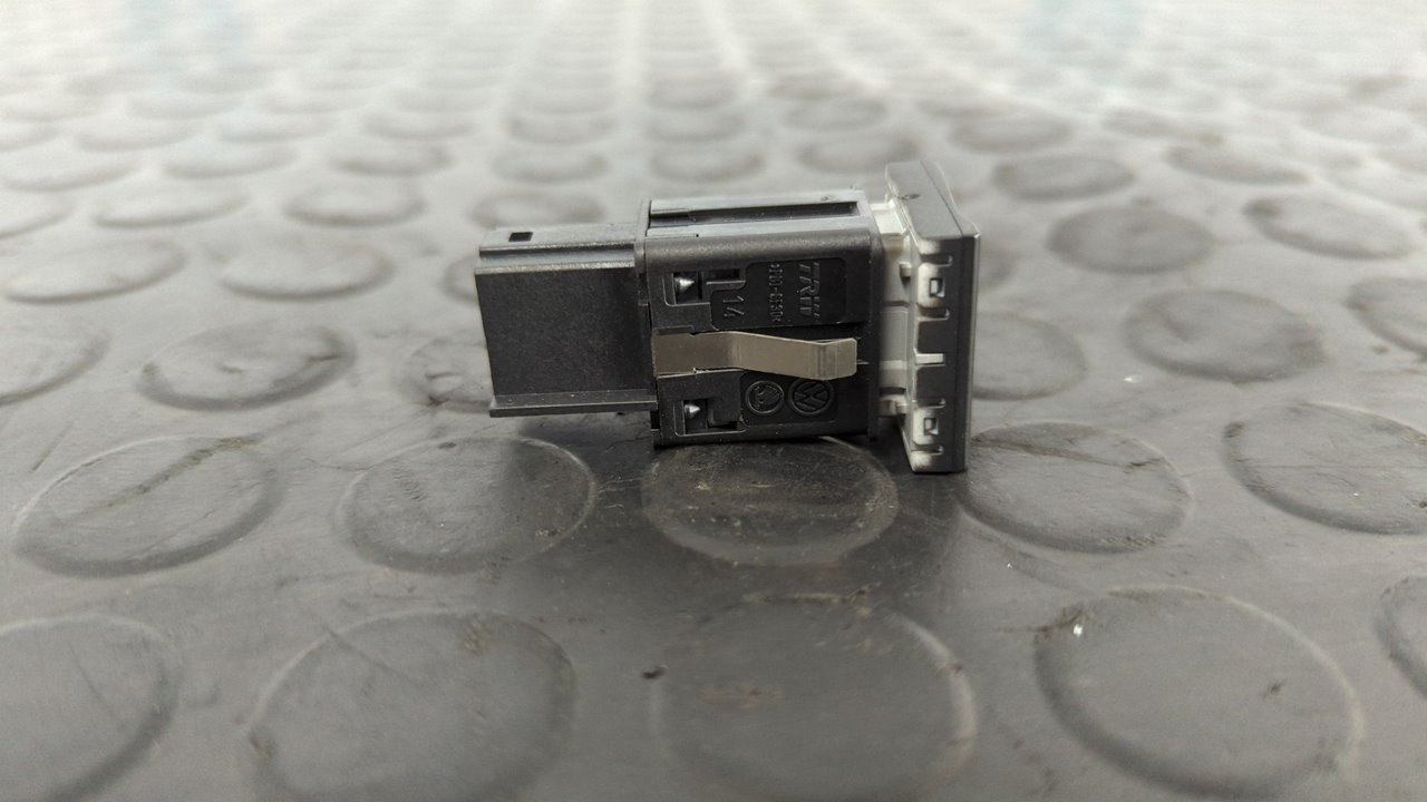 INTERRUPTOR VOLKSWAGEN POLO (6C1) - vista 2