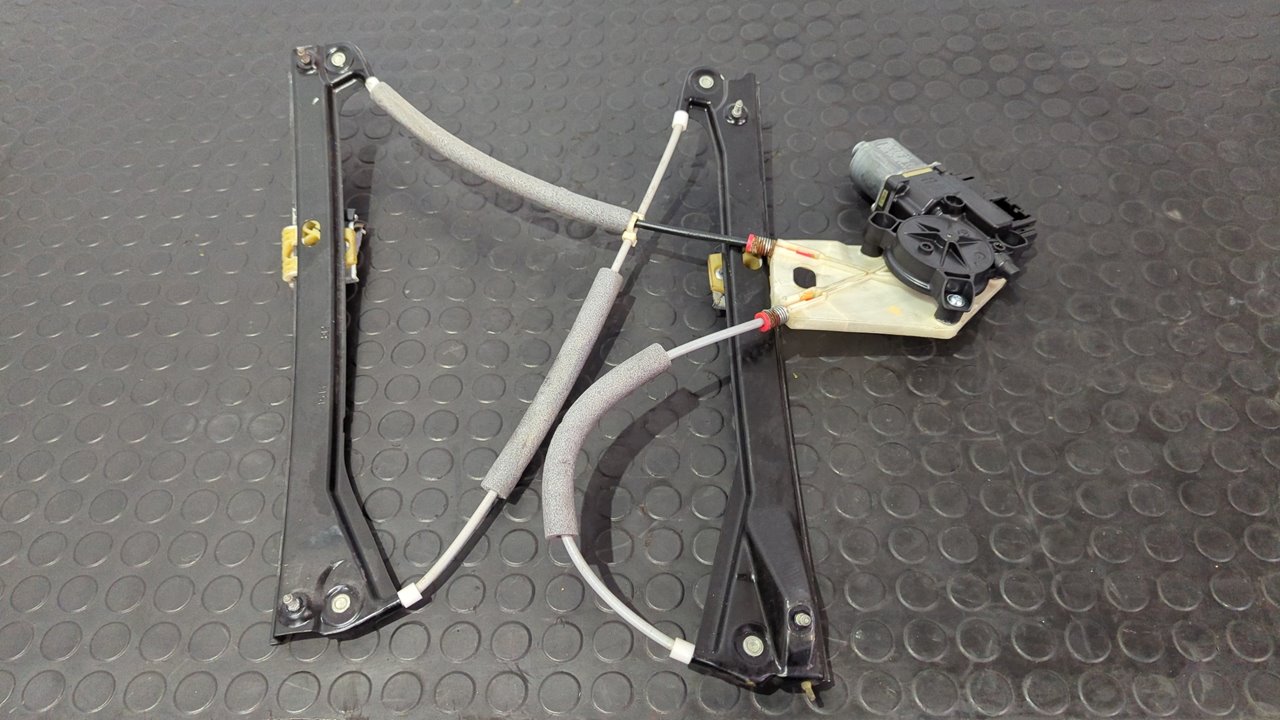 ELEVALUNAS DELANTERO IZQUIERDO VOLKSWAGEN POLO (6C1)