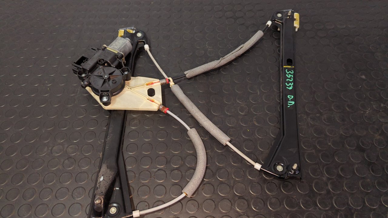 ELEVALUNAS DELANTERO DERECHO VOLKSWAGEN POLO (6C1) - vista 2