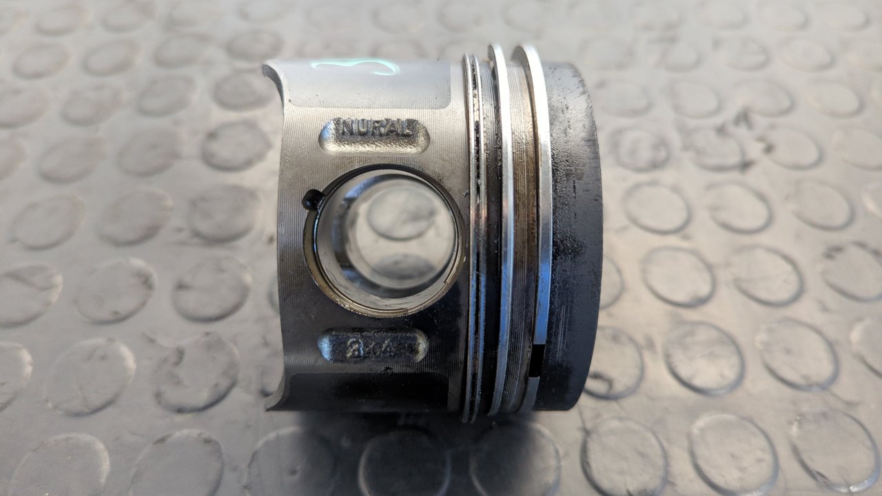 PISTON MERCEDES-BENZ VITO MIXTO 06.2003 -> - vista 2