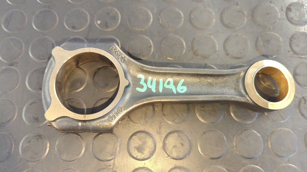 BIELA MERCEDES-BENZ VITO MIXTO 06.2003 ->