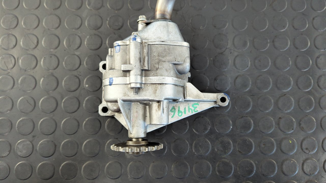 BOMBA ACEITE MERCEDES-BENZ VITO MIXTO 06.2003 -> - vista 5