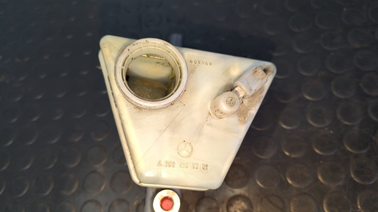 BOMBA FRENO MERCEDES-BENZ CLASE C (W203) BERLINA - vista 3