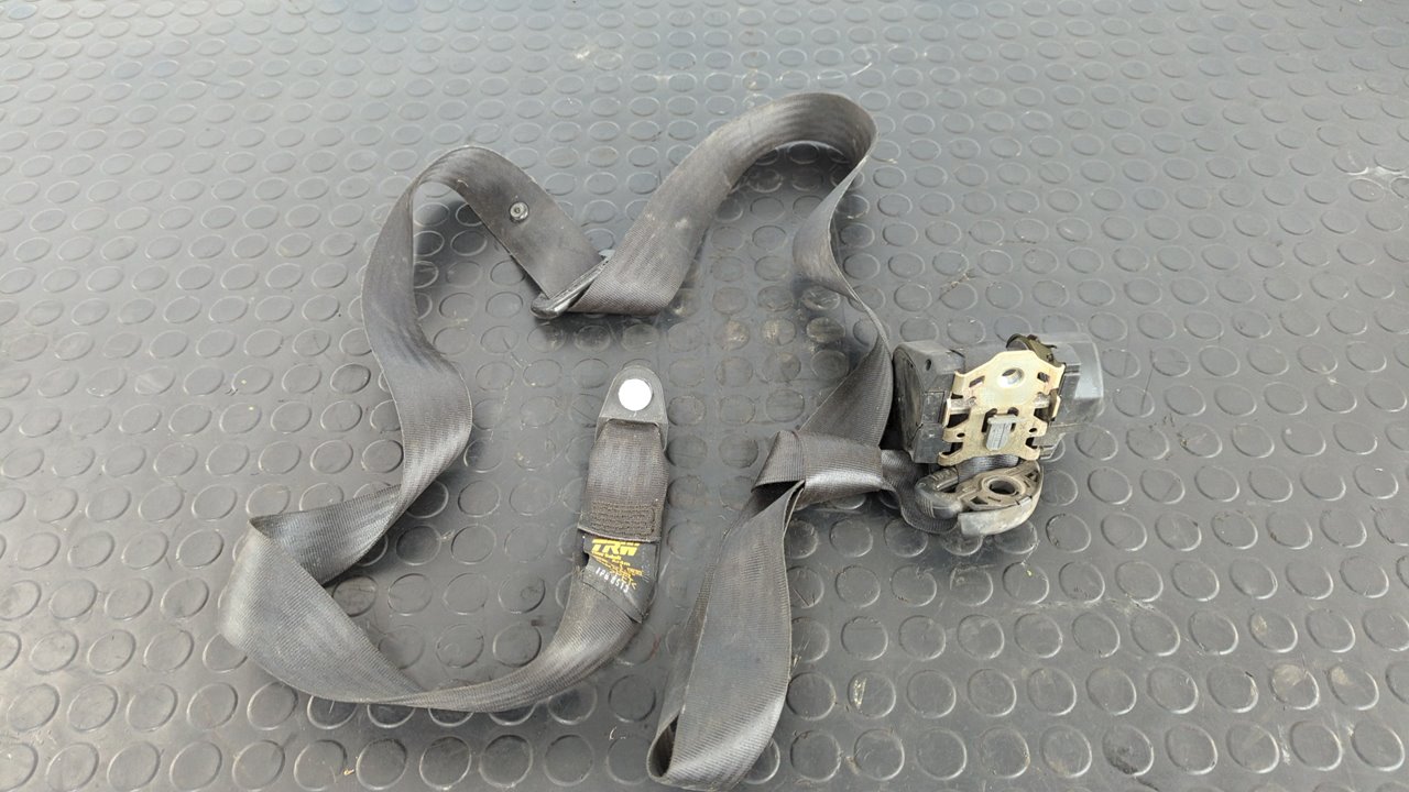 CINTURON DELANTERO DERECHO IVECO DAILY CAJA CERRADA (1999 =>)