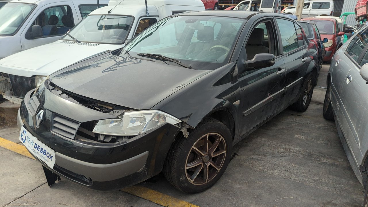 RENAULT MEGANE II BERLINA 3P