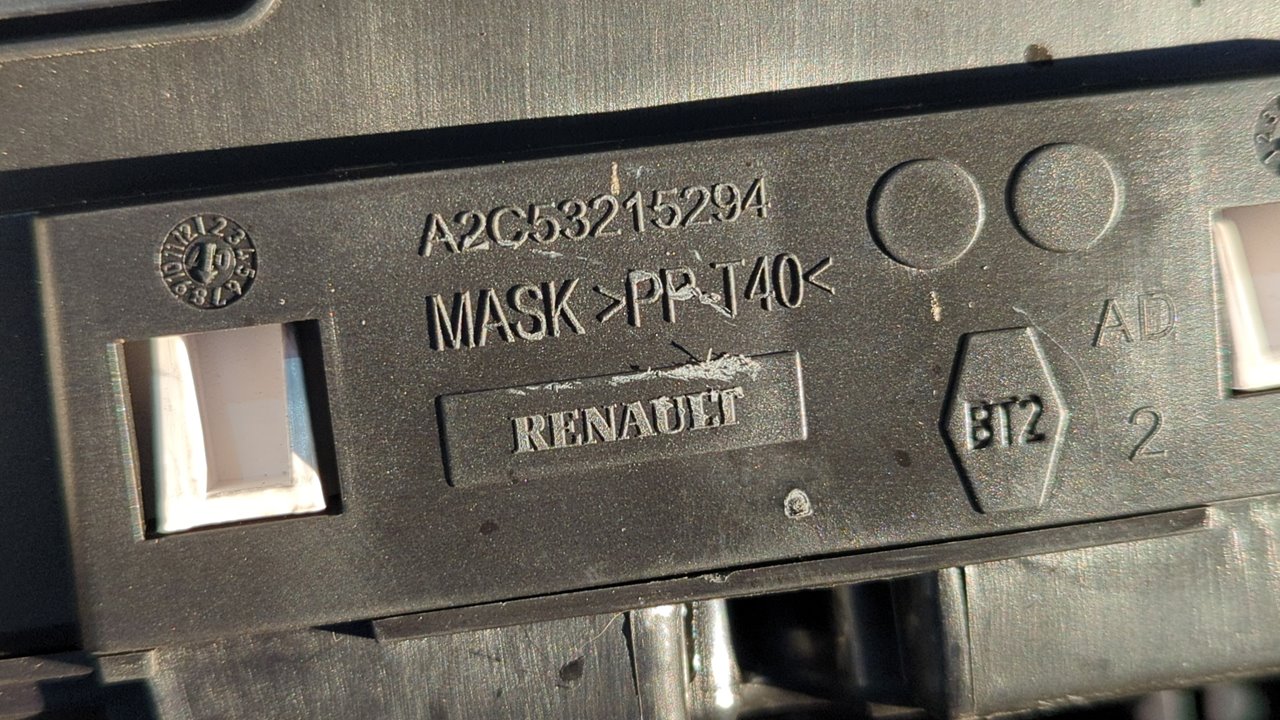 CUADRO INSTRUMENTOS RENAULT LAGUNA III - vista 9