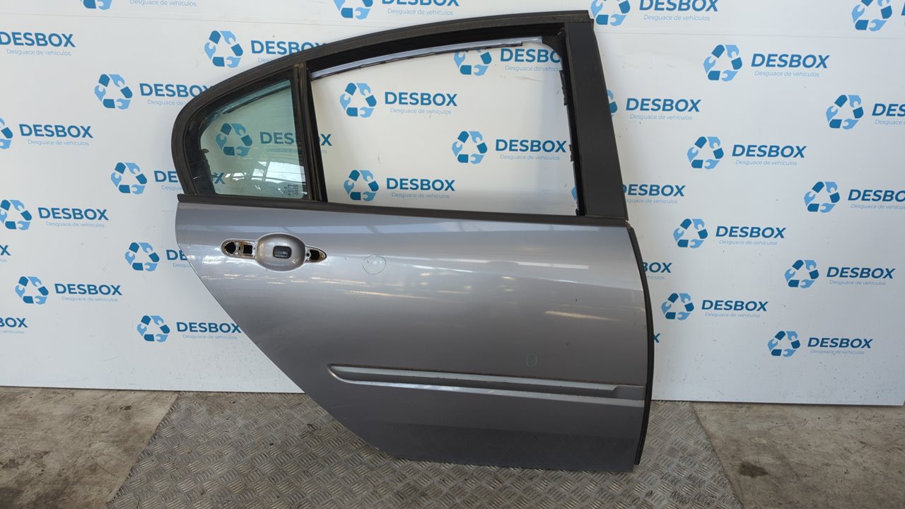 PUERTA TRASERA DERECHA RENAULT LAGUNA III