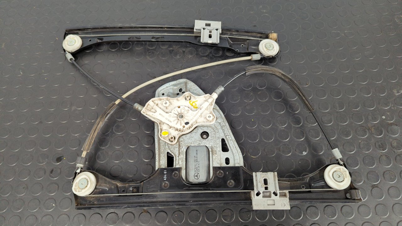 ELEVALUNAS DELANTERO IZQUIERDO MERCEDES-BENZ CLASE C (W203) BERLINA - vista 3