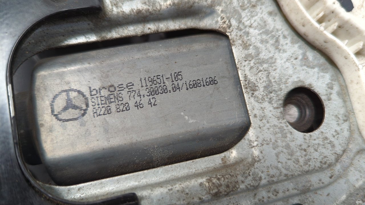 ELEVALUNAS DELANTERO IZQUIERDO MERCEDES-BENZ CLASE C (W203) BERLINA - vista 6