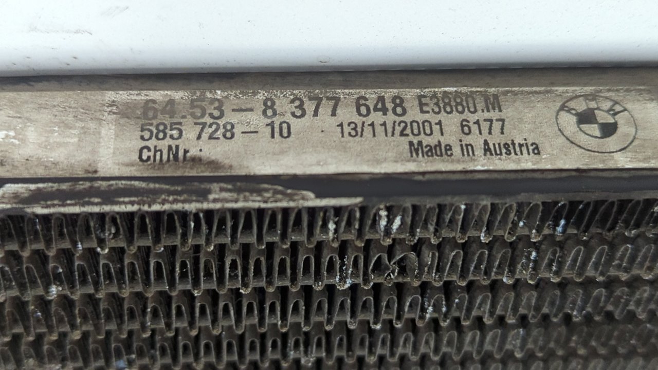 CONDENSADOR / RADIADOR  AIRE ACONDICIONADO BMW SERIE 3 BERLINA (E46) - vista 2