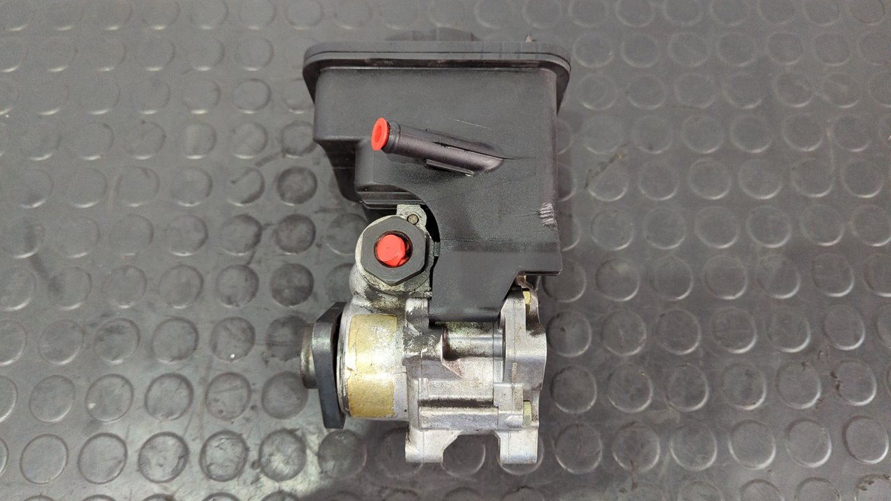 BOMBA DIRECCION BMW SERIE 3 BERLINA (E46) - vista 3
