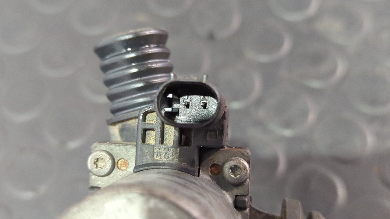 VALVULA INTERCAMBIO DE CALEFACCION BMW SERIE 3 BERLINA (E46) - vista 2