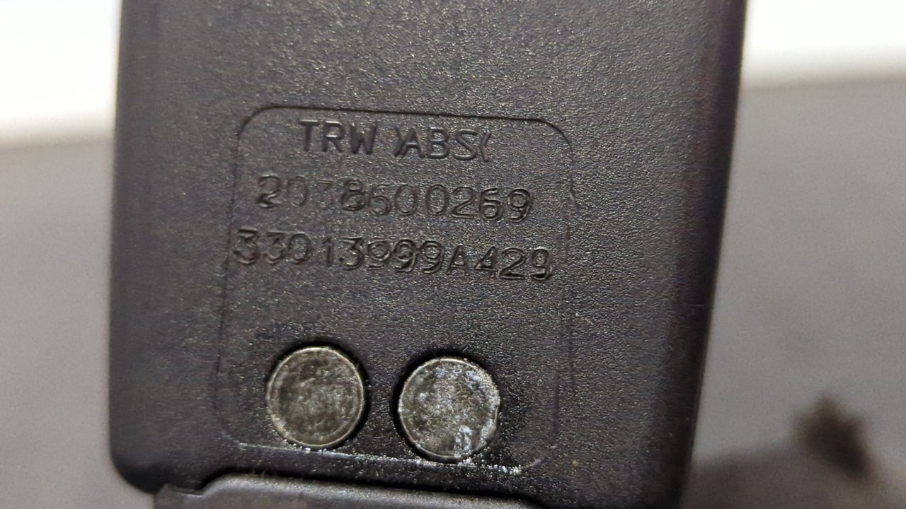 ENGANCHE CINTURON TRASERO DERECHO MERCEDES CLASE C (W203) - vista 2