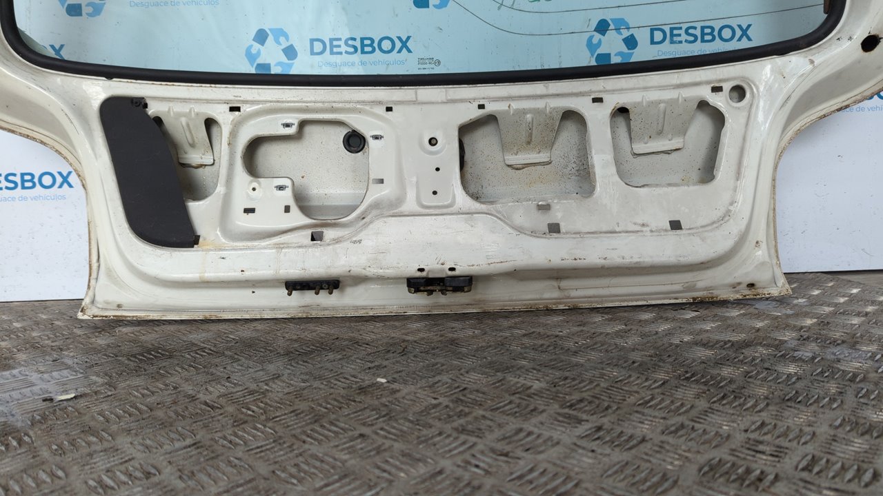 PORTON TRASERO FORD FIESTA BERL./COURIER - vista 3