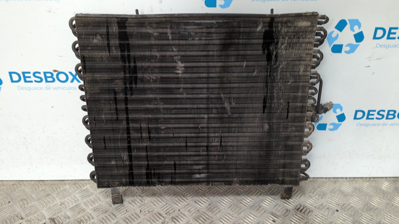 CONDENSADOR / RADIADOR  AIRE ACONDICIONADO MERCEDES-BENZ CLASE E (W124) BERLINA - vista 3