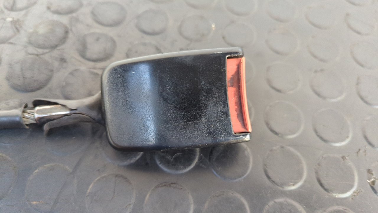 ENGANCHE CINTURON  TRASERO MEDIO DOBLE  FORD TRANSIT, CAJA ABIERTA 86/92 - vista 4