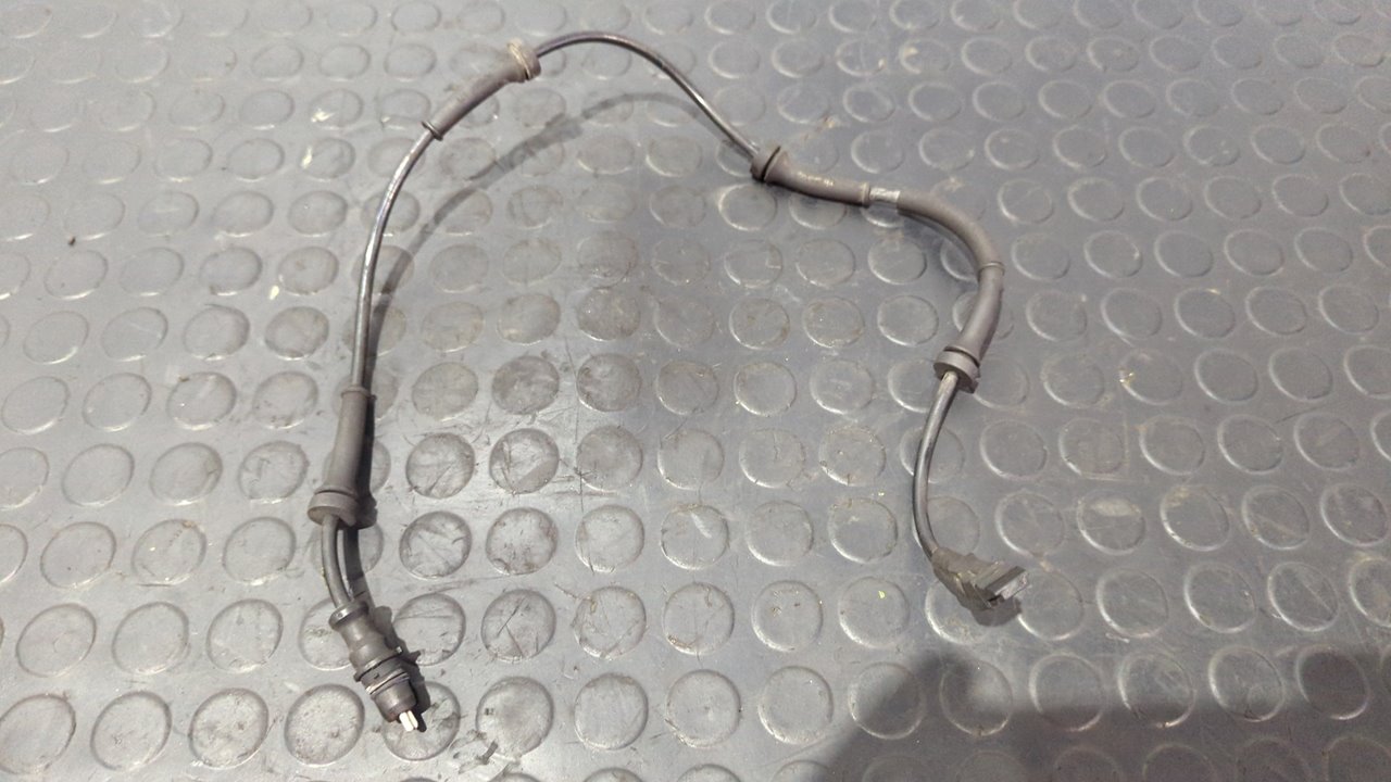 SENSOR ABS DELANTERO DERECHO RENAULT TRAFIC COMBI (AB 4.01)