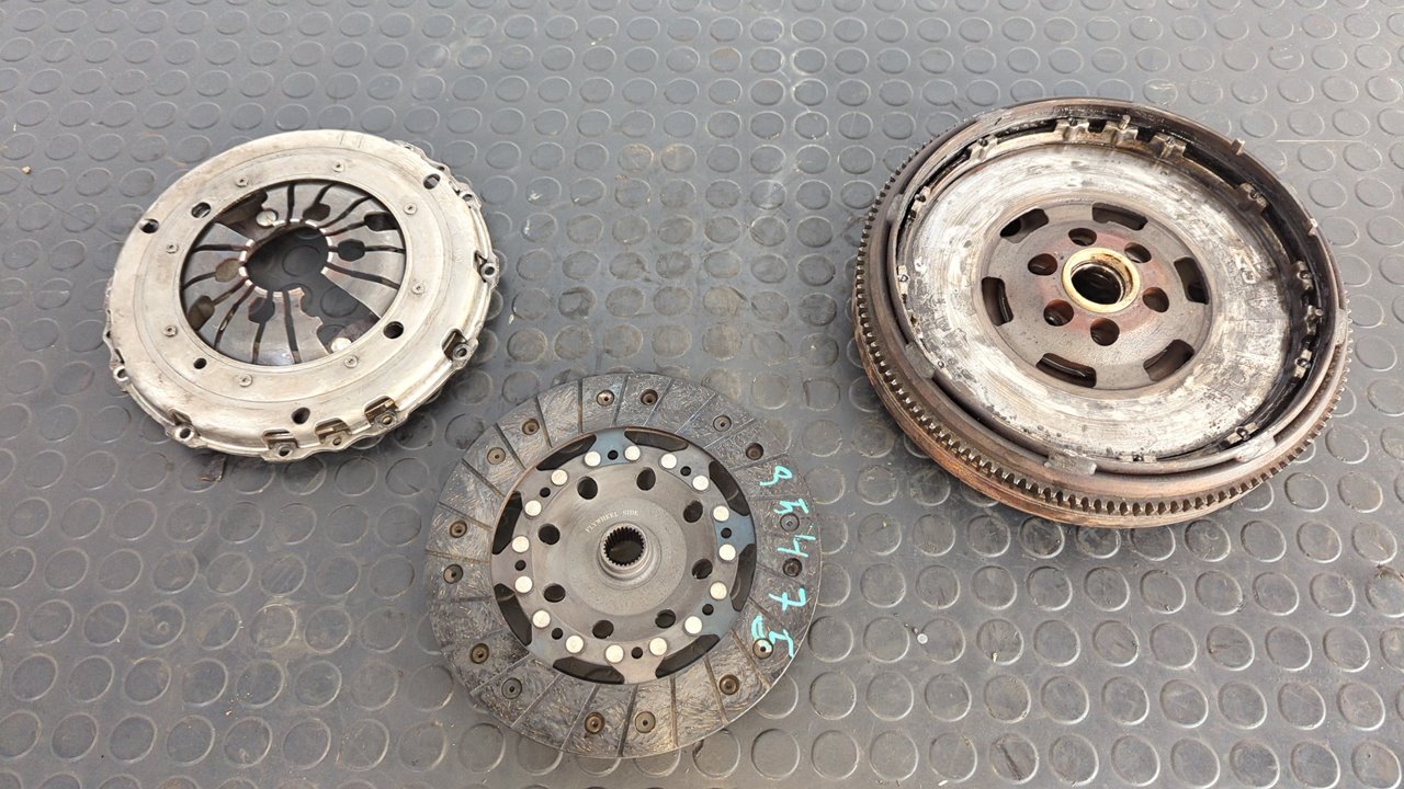 KIT EMBRAGUE AUDI A3 (8L)