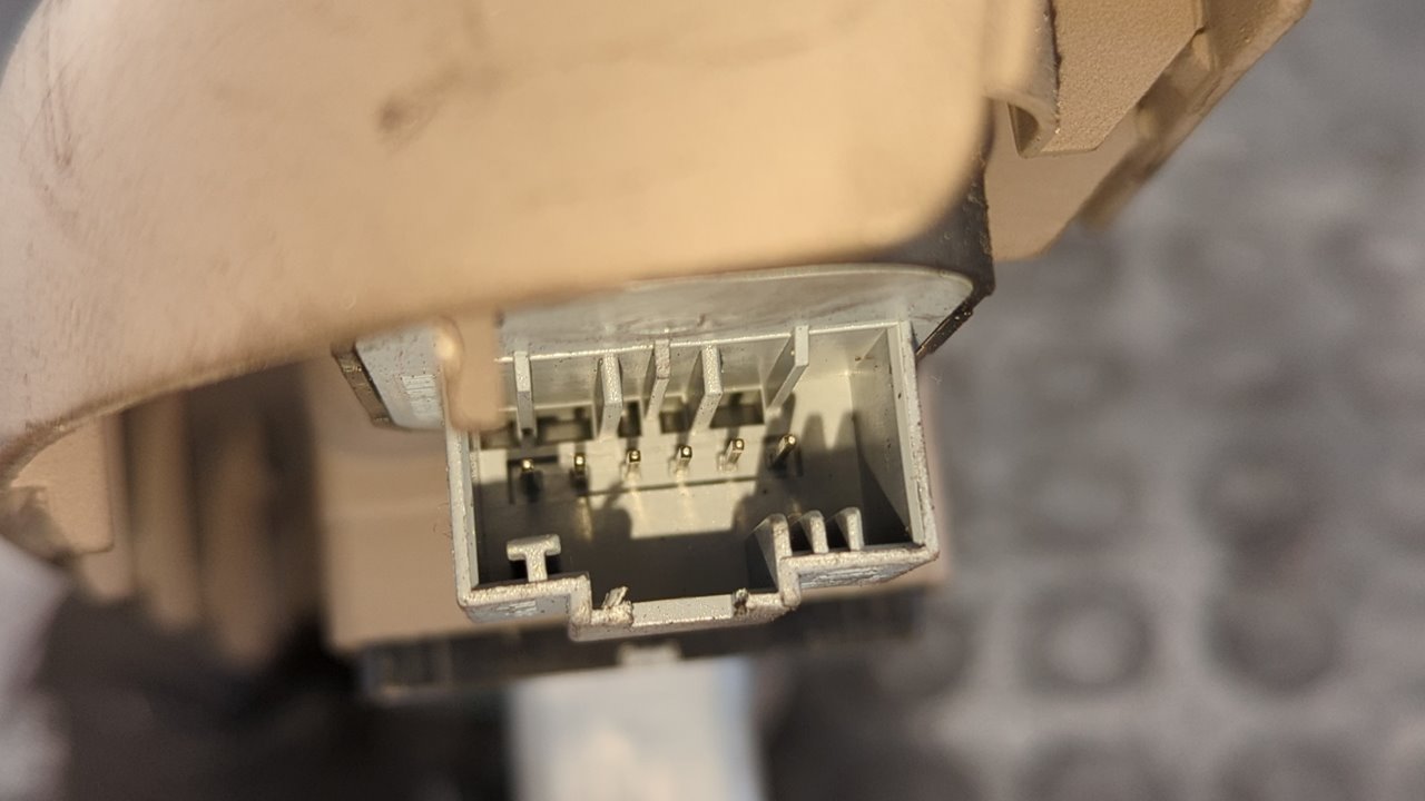 MANDO ELEVALUNAS DELANTERO IZQUIERDO VOLKSWAGEN PASSAT BERLINA (3C2) - vista 7