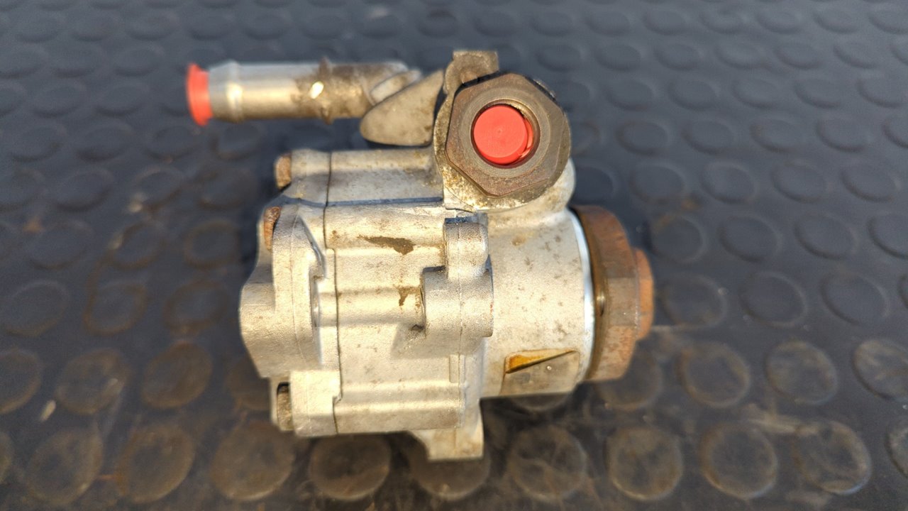 BOMBA DIRECCION AUDI A3 (8L) - vista 3