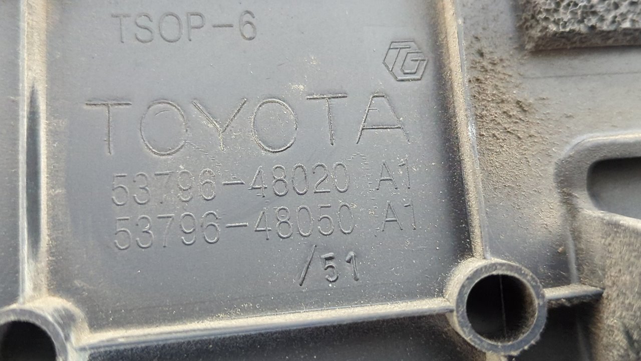 TAPA MOTOR TOYOTA LEXUS RX - vista 2