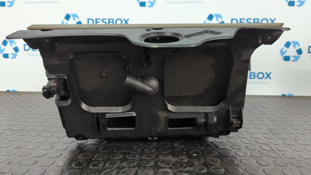 GUANTERA VOLKSWAGEN PASSAT BERLINA (3C2) - vista 7