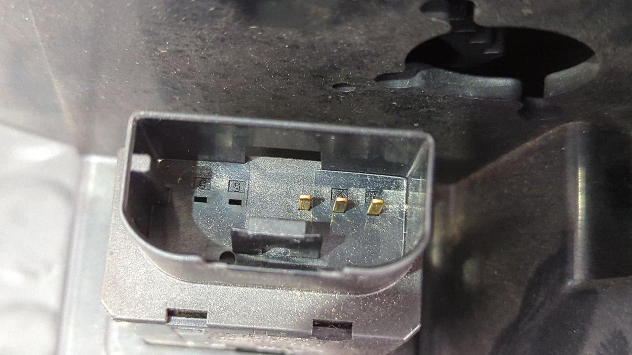 GUANTERA VOLKSWAGEN PASSAT BERLINA (3C2) - vista 2