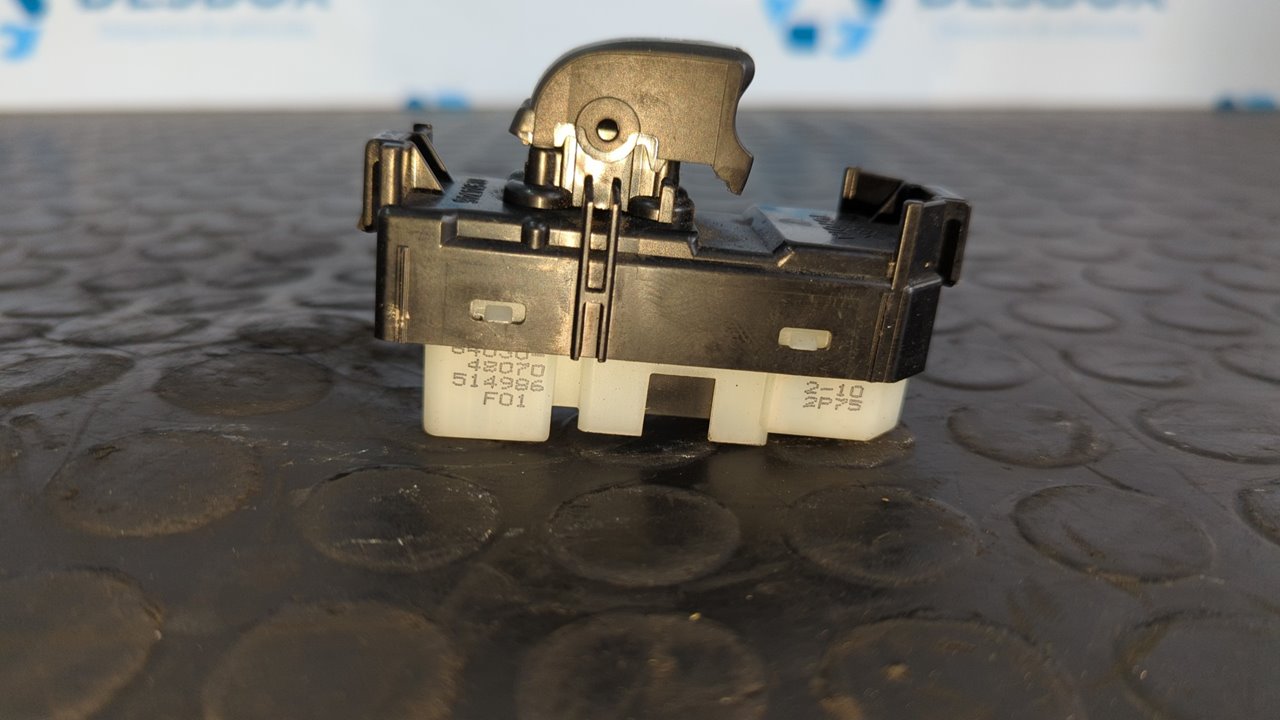 MANDO ELEVALUNAS DELANTERO DERECHO TOYOTA LEXUS RX - vista 4