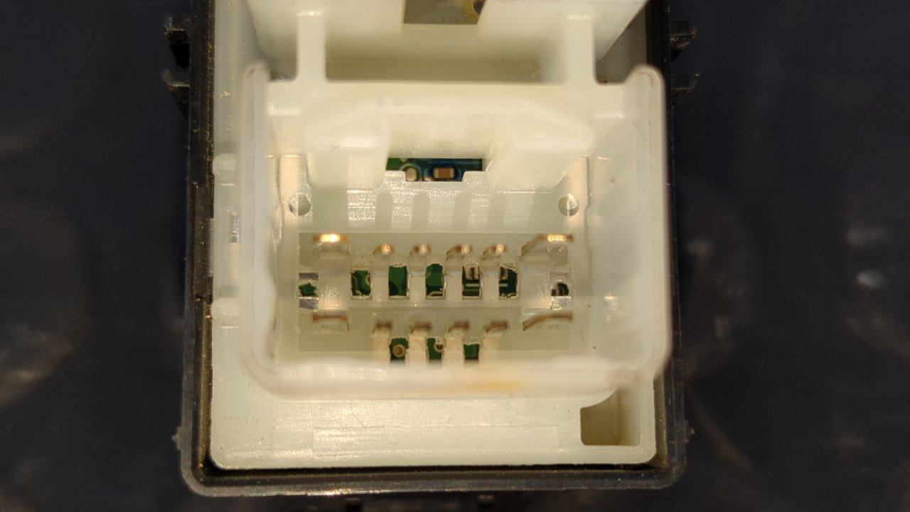 MANDO ELEVALUNAS DELANTERO DERECHO TOYOTA LEXUS RX - vista 2