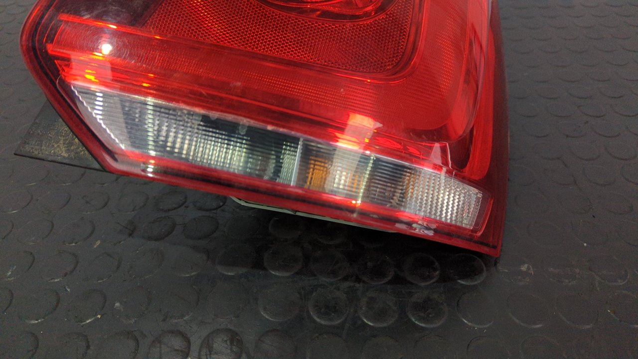 PILOTO TRASERO DERECHO VOLKSWAGEN POLO (6R1) - vista 5