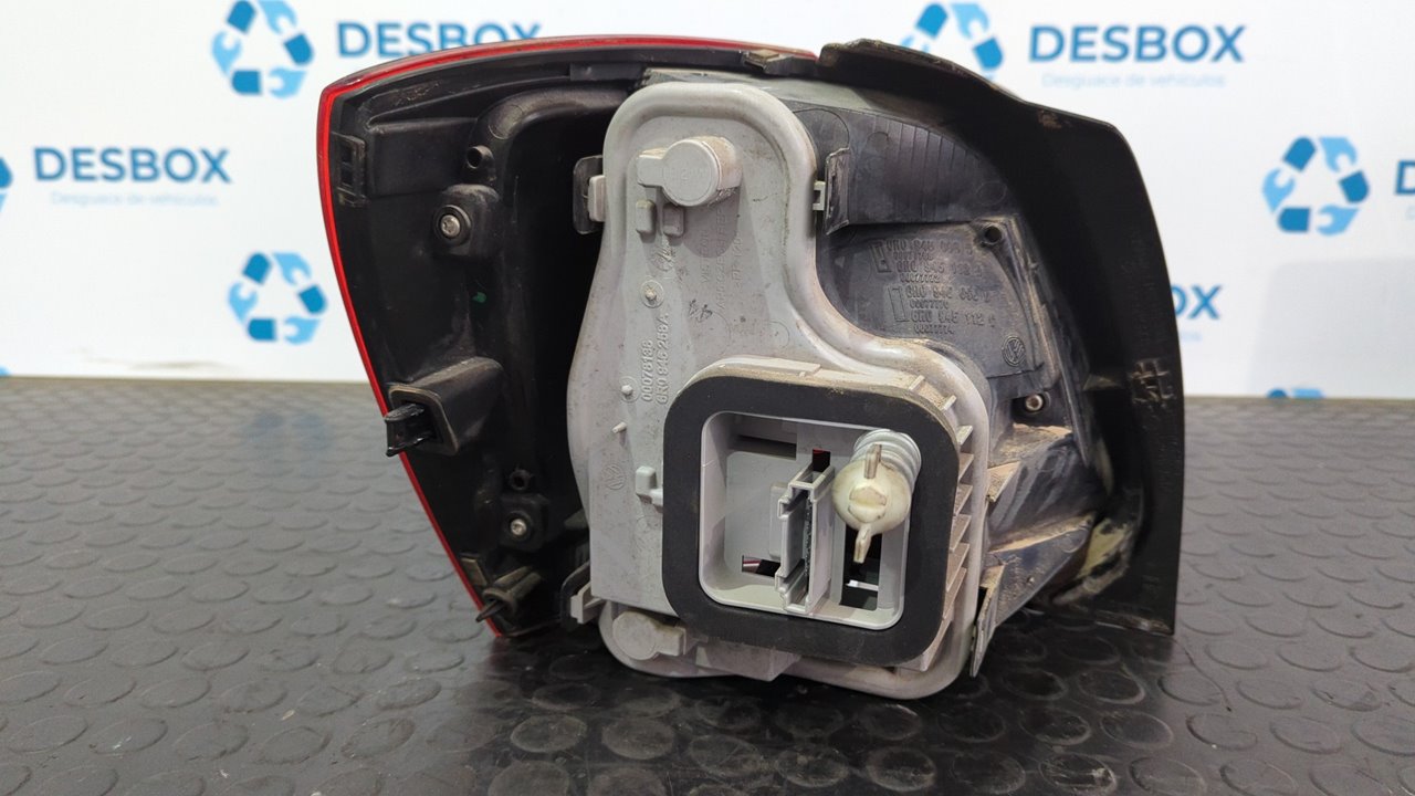 PILOTO TRASERO DERECHO VOLKSWAGEN POLO (6R1) - vista 10