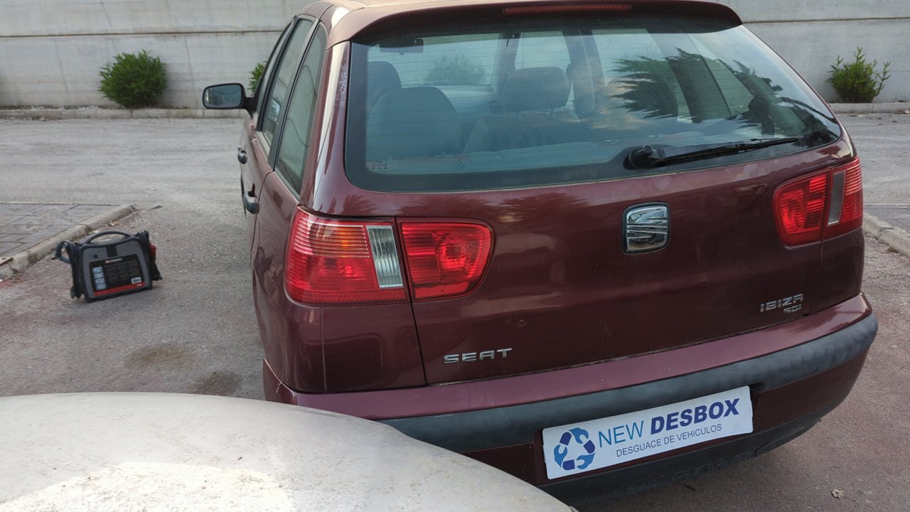 MANDO ELEVALUNAS TRASERO IZQUIERDO SEAT IBIZA (6K1) - vista 6