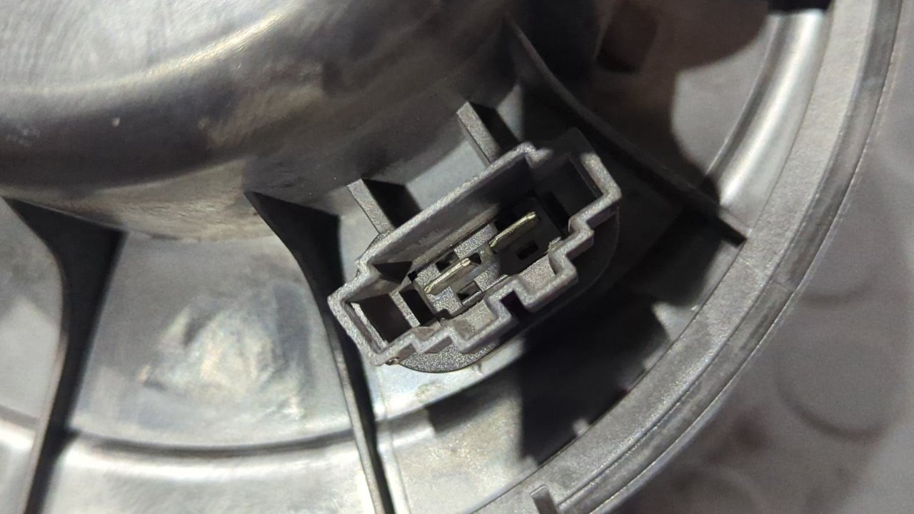 MOTOR CALEFACCION VOLKSWAGEN CADDY KA/KB (2K) - vista 6