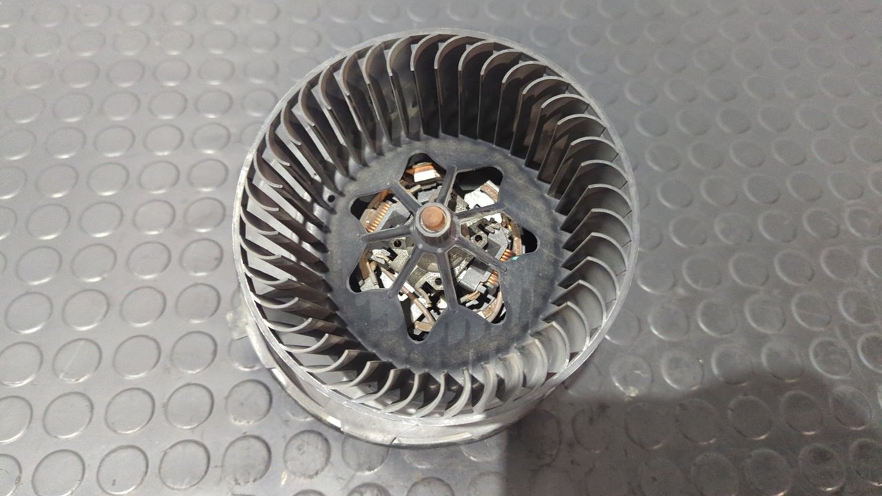 MOTOR CALEFACCION VOLKSWAGEN CADDY KA/KB (2K) - vista 2