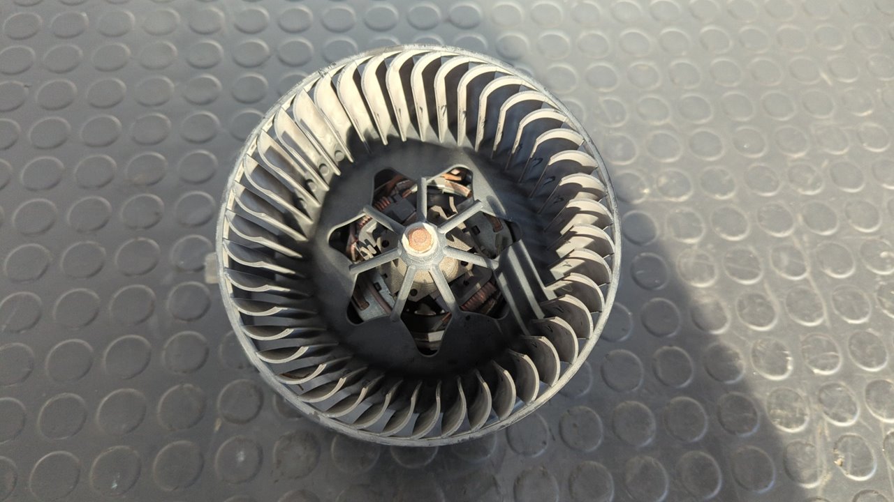 MOTOR CALEFACCION VOLKSWAGEN CADDY KA/KB (2K) - vista 5