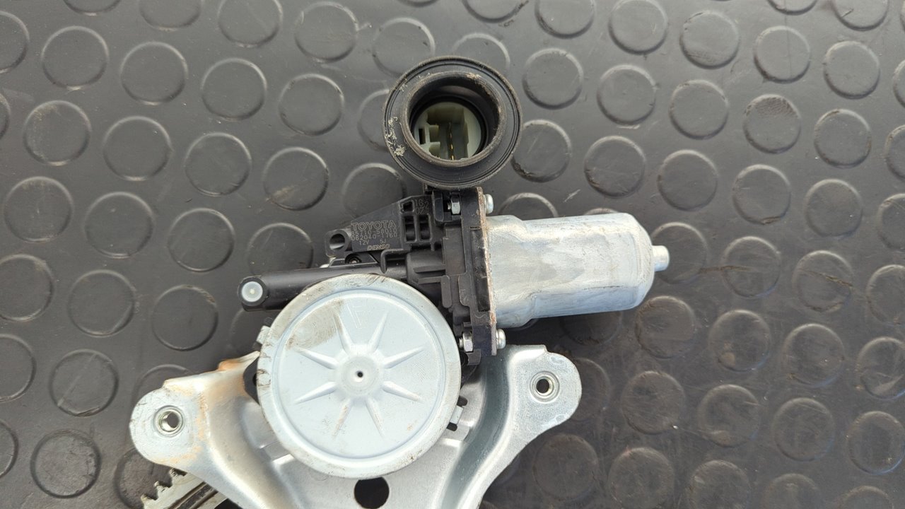 ELEVALUNAS DELANTERO DERECHO TOYOTA LEXUS RX - vista 2